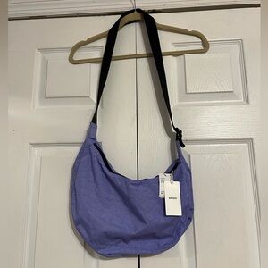 BAGGU NWT medium crescent bag in Bluebell